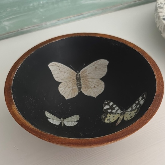 unbranded Other - Butterfly Design Wooden Bowl Made in India